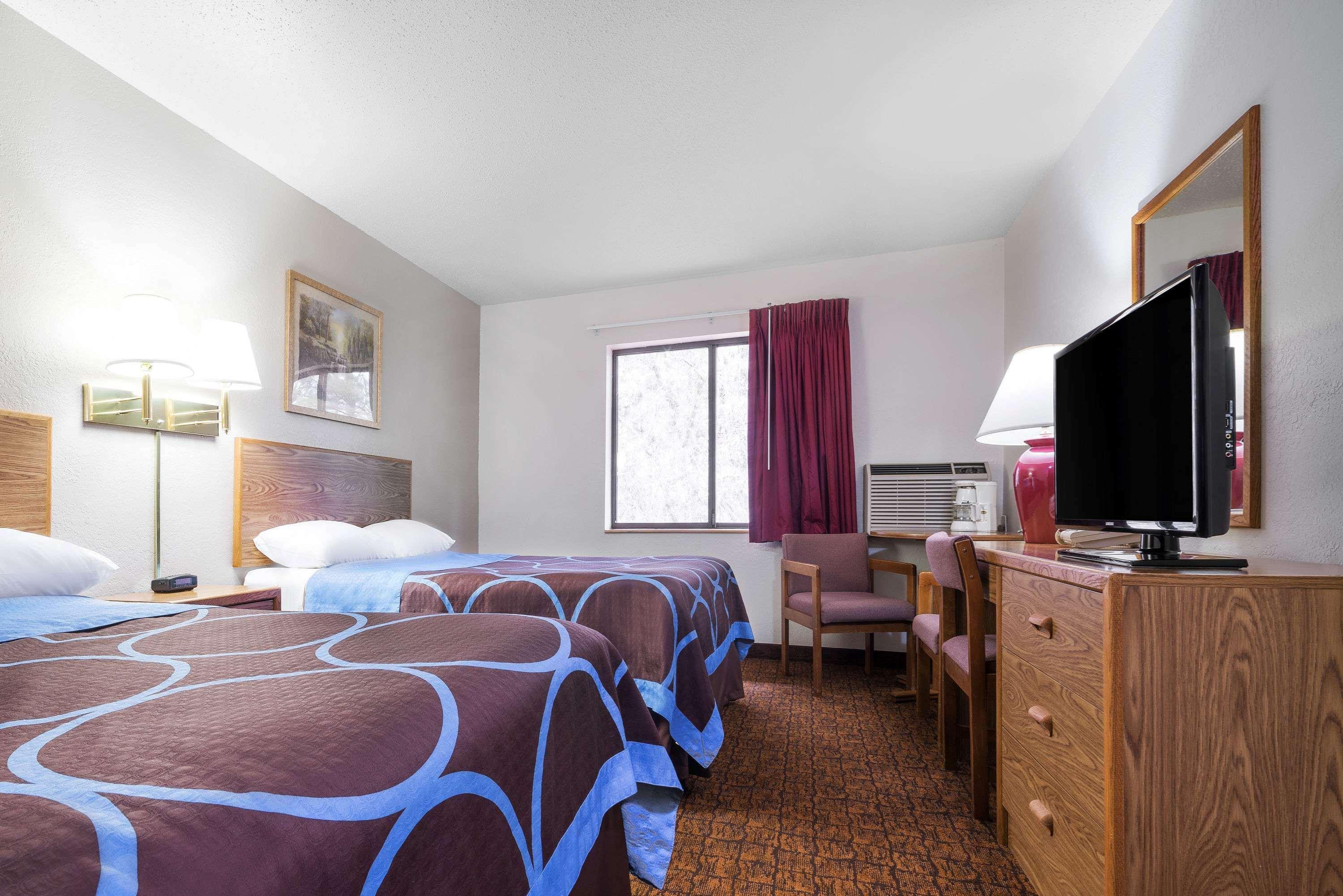 Hotel Super 8 By Wyndham Park Rapids Zewnętrze zdjęcie