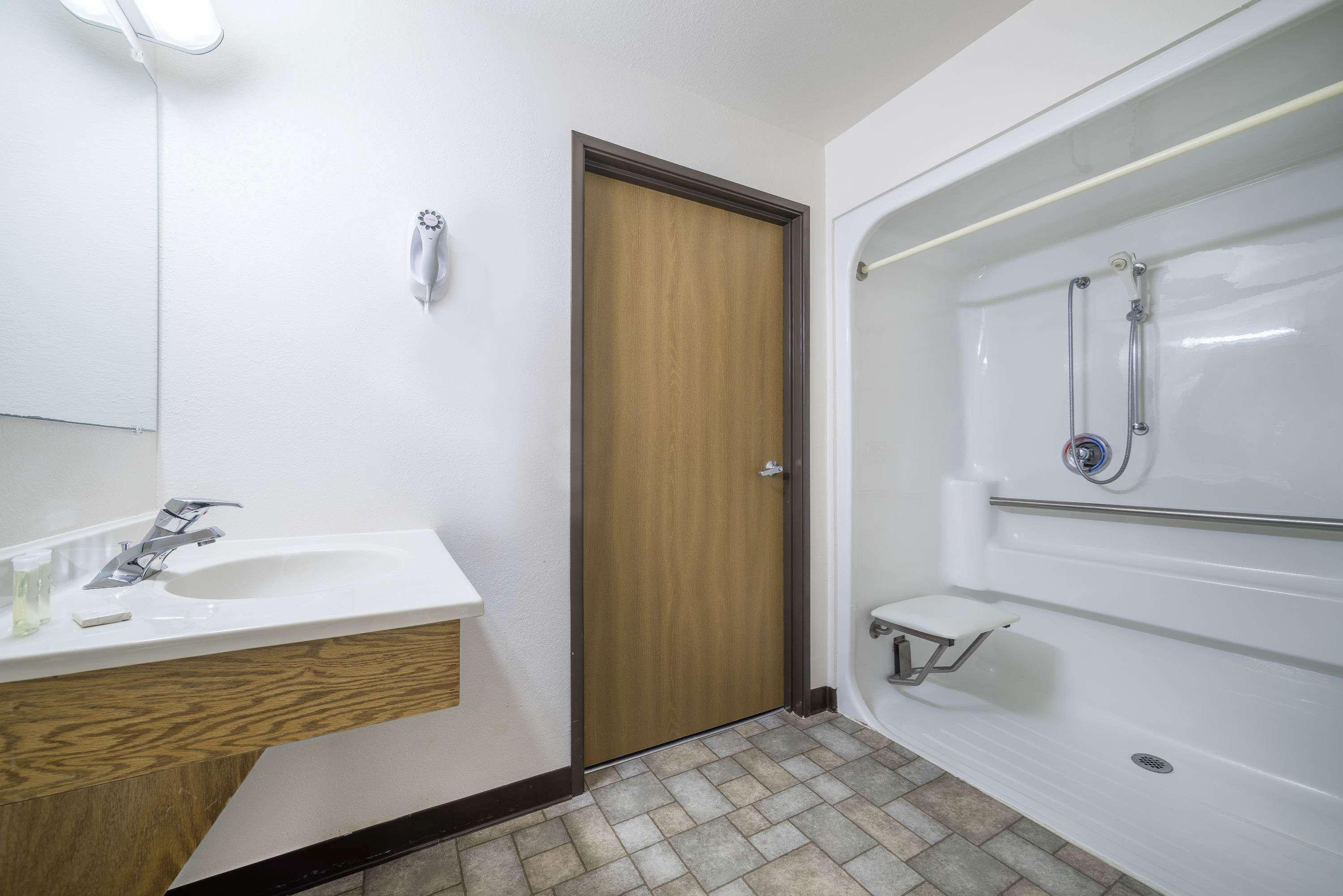 Hotel Super 8 By Wyndham Park Rapids Zewnętrze zdjęcie